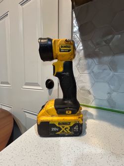 Dewalt