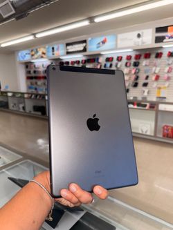 iPad 7th gen 32Gb WiFi LTE