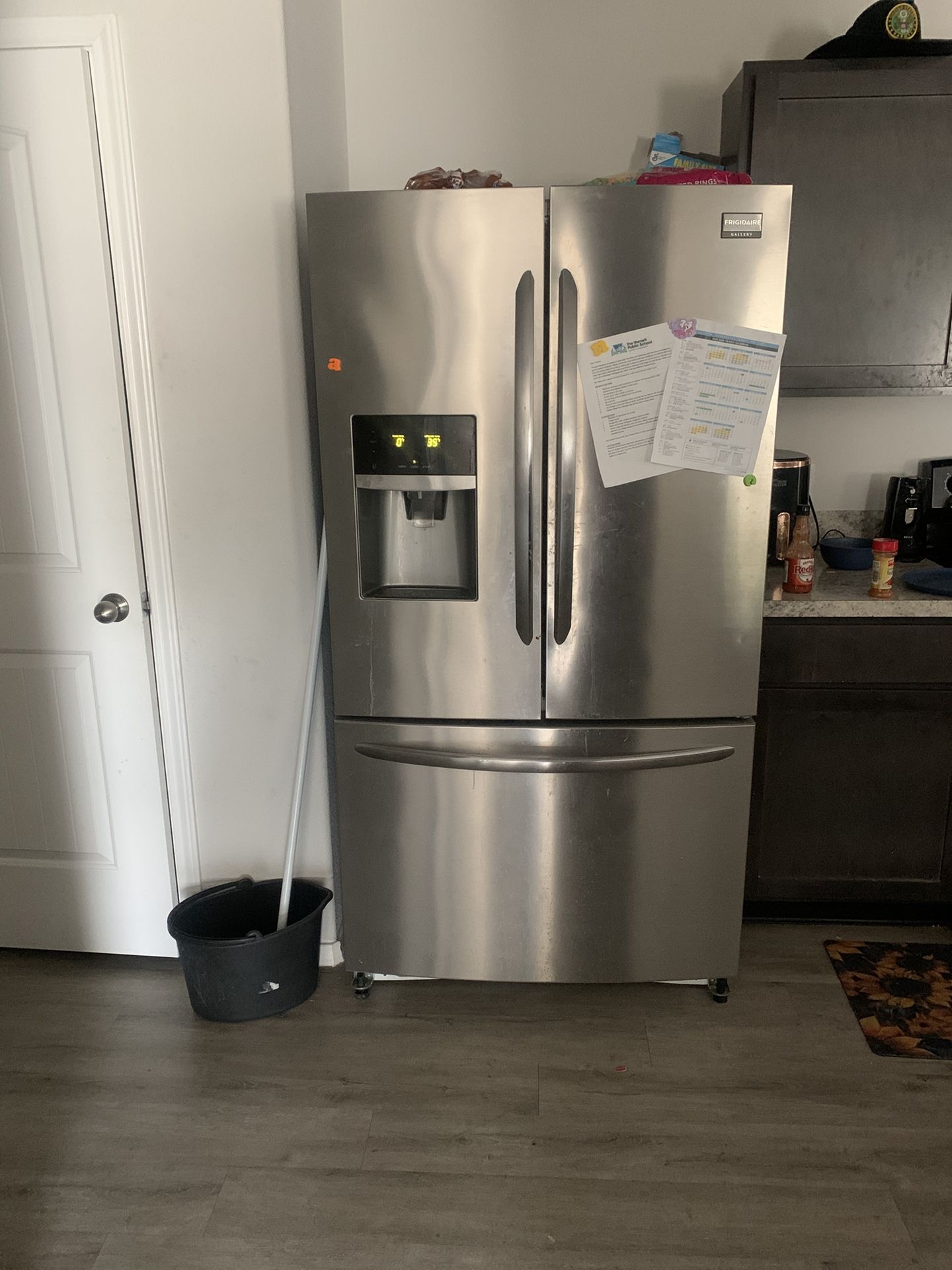 Refrigerator