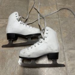 Kids Ice Skating Shoes