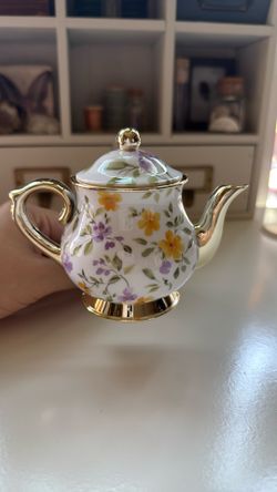 Bath & Body Works Teapot Wallflower Plug-in