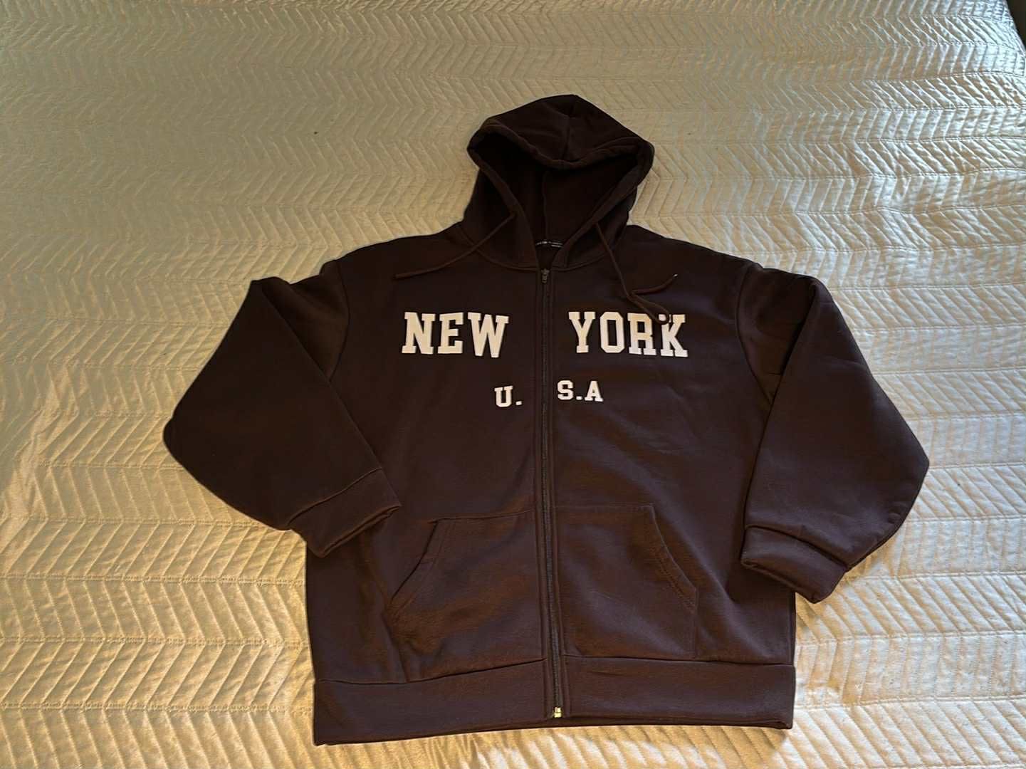 Man Hoodie Size L Color Brown