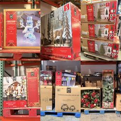 !HUGE SALE! Brand New Christmas Decor 