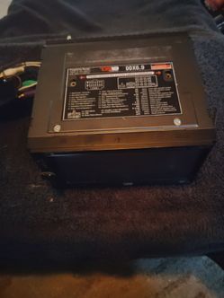 Screen Bluetooth audio and BOSS Audio Riot R1100M 1100W Monoblock Amplifier