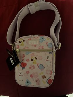BT21 Shoulder Bag