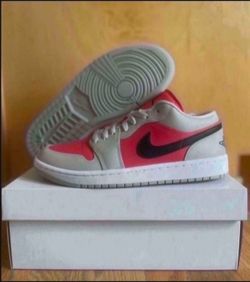 Nike Air Jordan 1 Low Iron Ore Siren Red Size 10.5  Womens Brand New