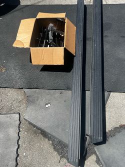 Luverne / Aries powered running boards for Ram 1500