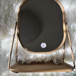 Small Vanity Makeup Mirror With 3X Magnification 
