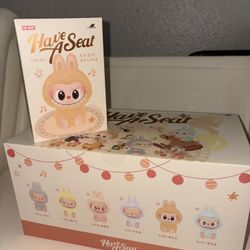 Authentic The Monsters Have A Seat Vinyl Plush Box 