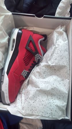 Jordan 4 toro
