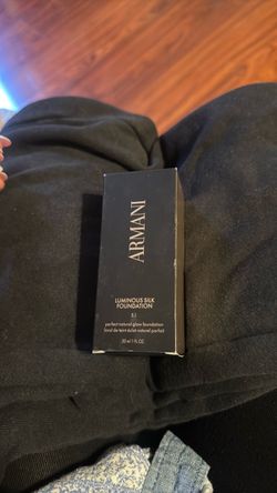 Armani luminous silk foundation 5.1