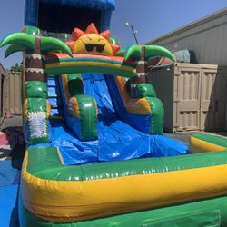 Water Slide Blow Out Sale!!!! In Stock!!