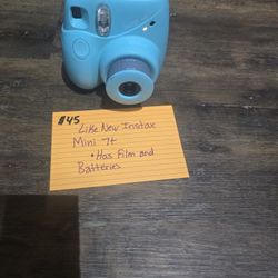 Mini 7+ Instax With Batteries And Film