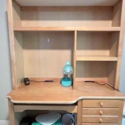 (Make an Offer!!!) Desk w/ Shelves & Storage