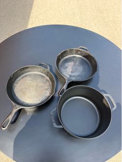 LODGE/STAUB CAST IRON PAN AND PANS