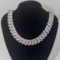 15mm Moissanite Cuban Chain VVS1 925 Silver Solid Iced Out 20 Inch.