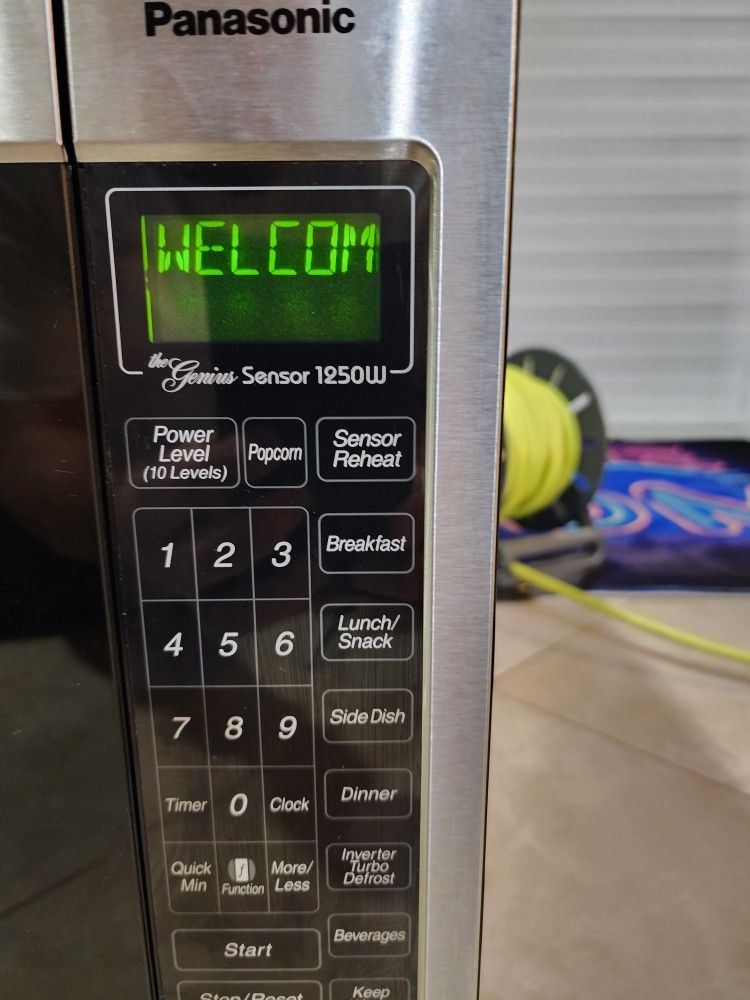 Inverter Panasonic microwave.