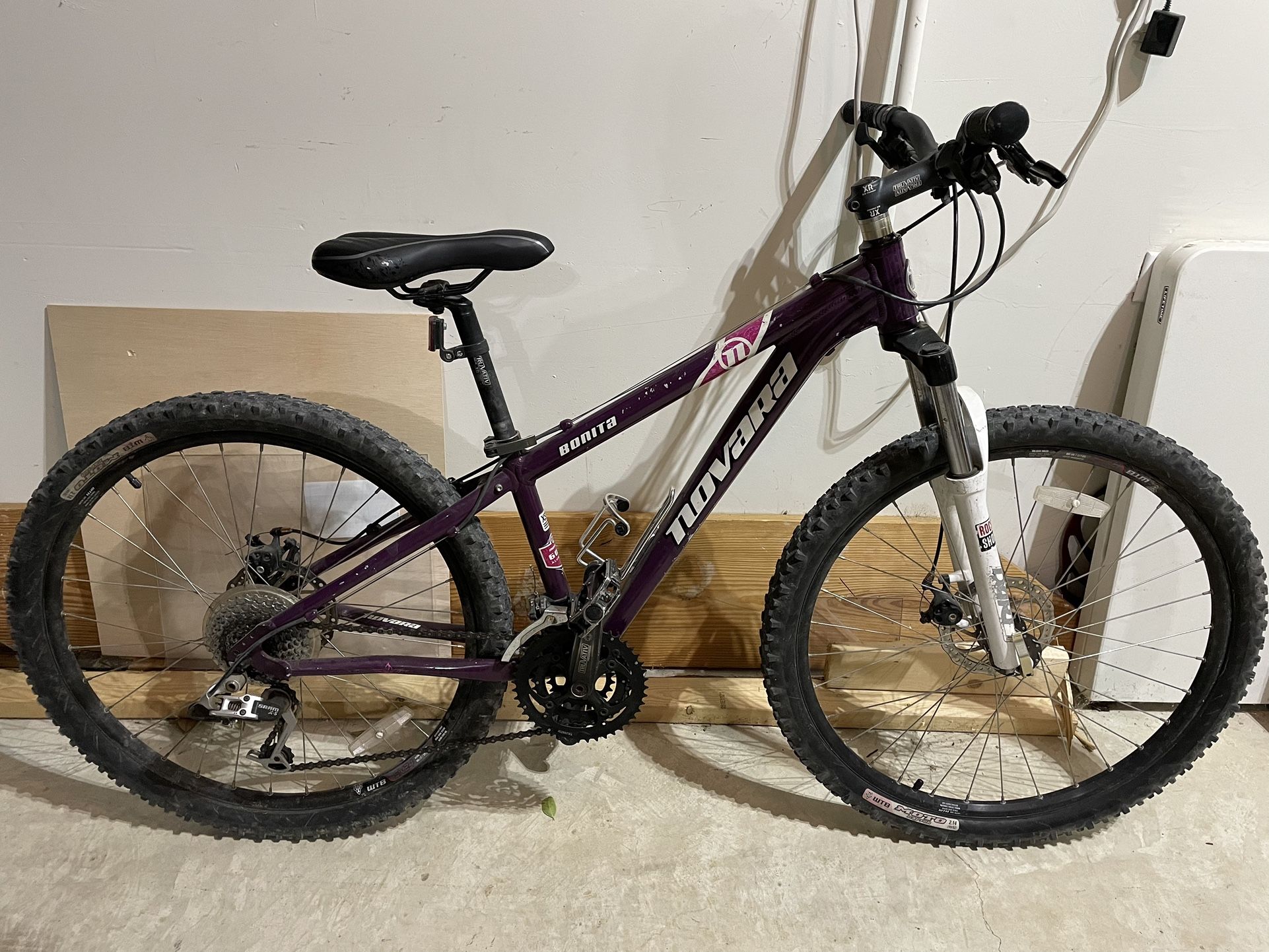 REI Novara Bonita 24” Mountain Bike