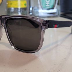 Gucci GG0010S Sunglasses - Purple Case - Hard to Find!