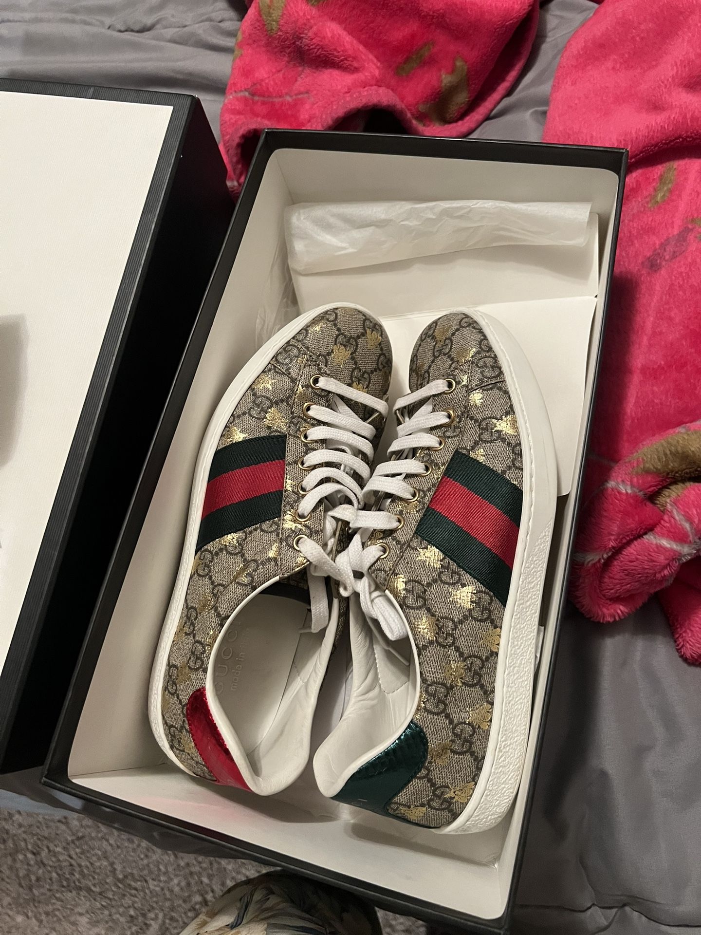 Authentic Gucci Men Sneakers 