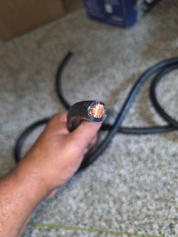 8ft" ofc 0 gauge wire black