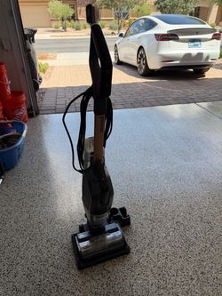 Bissell Hydro Steam 3 in 1 floor wet/dry vacuum mop