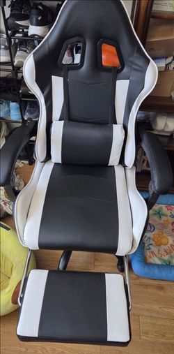 GREAT gaming chair black/white