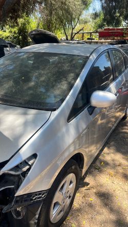 2011 Toyota Prius for Parts