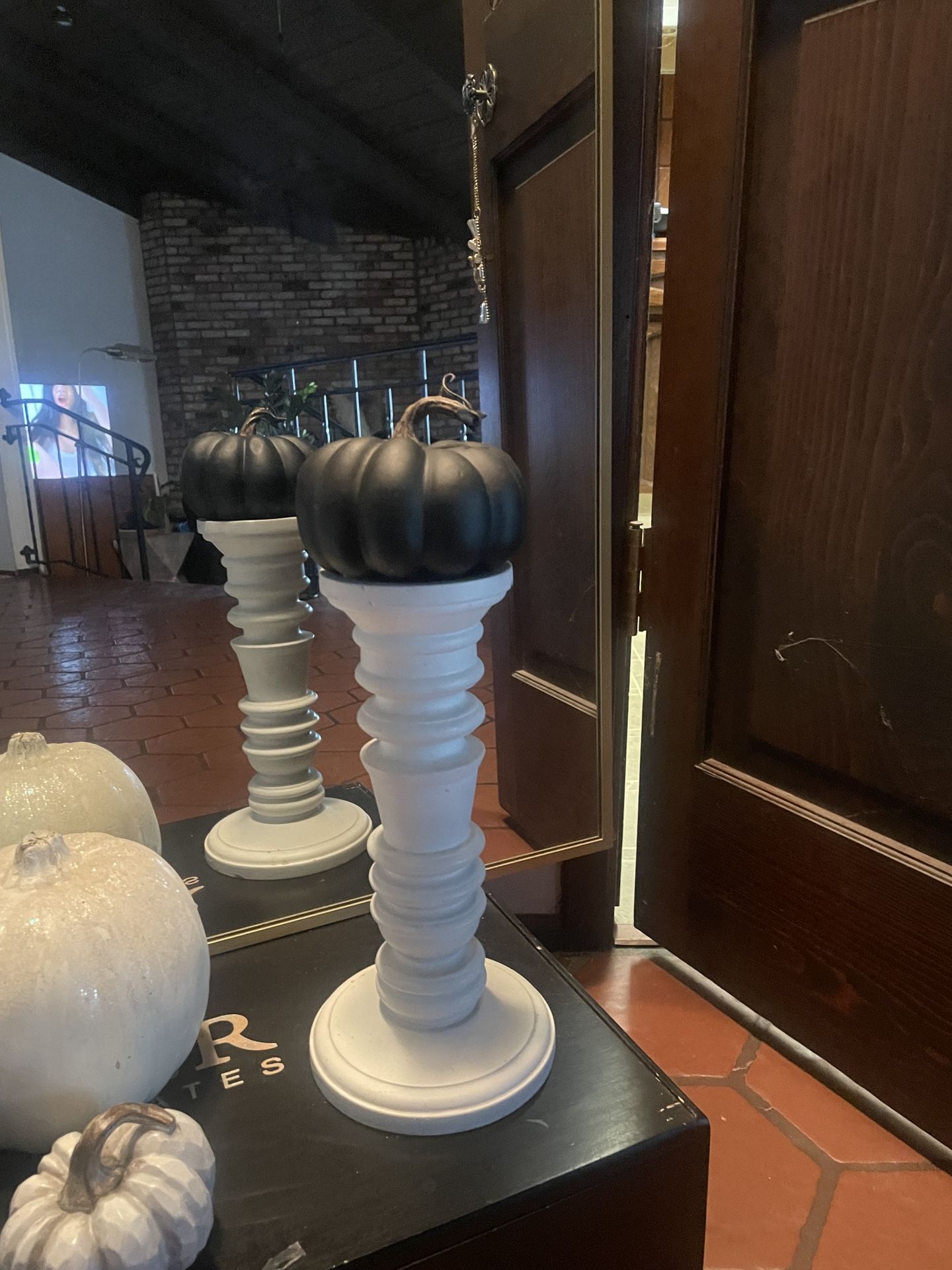 White Candle Holder/black Pumpkin Decor Only