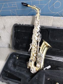 Nice Bundy II Saxophone 