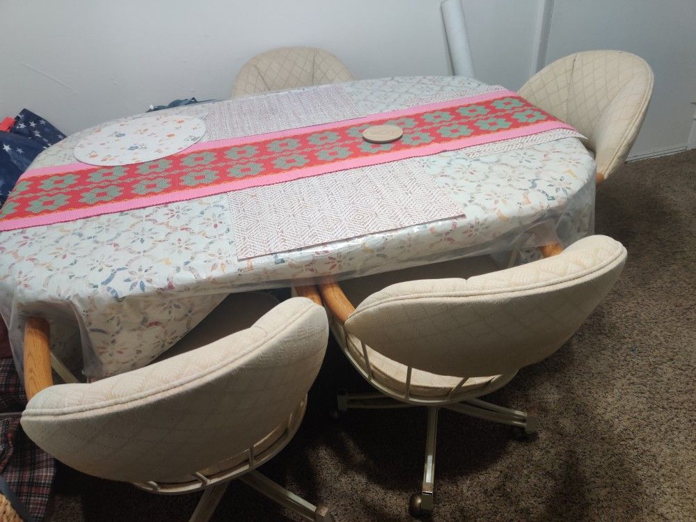 Dinning Table For 4 Person