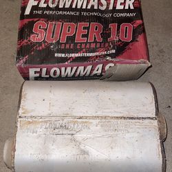 Flowmaster Super 10 Muffler 