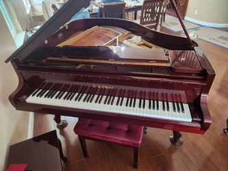 2011 Kawaii Baby Grand Piano