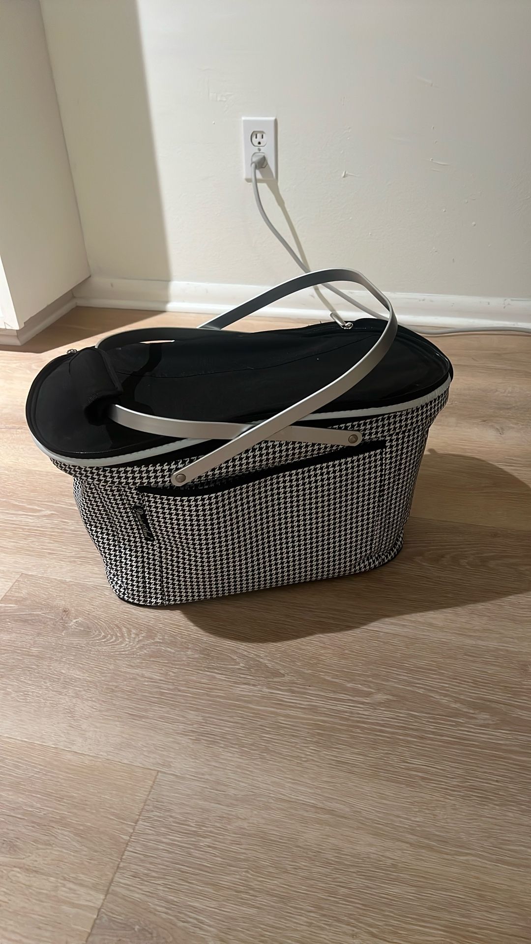 Collapsible Cooler Insulated Bag/ Picnic Basket With Handles