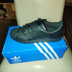 Adidas Black Shell Toes 