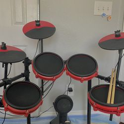 Alesis Nitro Max 8-Piece Electronic Drum Set 