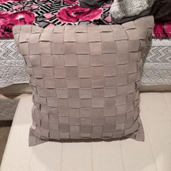 Pillow 