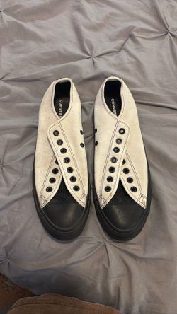 Men’s 9.5 converse