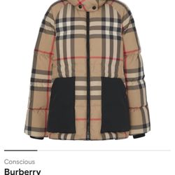 $2200 Burberry Vintage check padded jacket