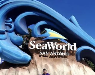 SeaWorld Or Aquatica TX Tickets + Parking