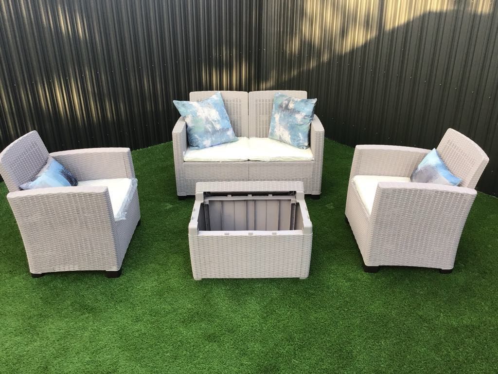 NEW IN THE BOX!!! Patio furniture