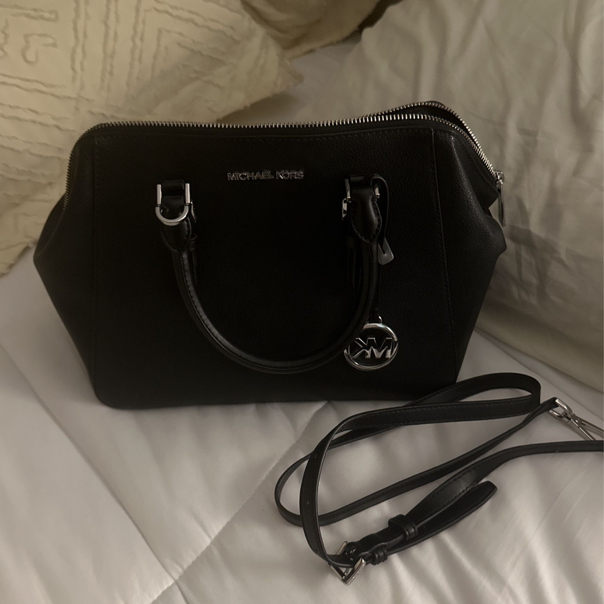 Authentic Micheal Kors Purse