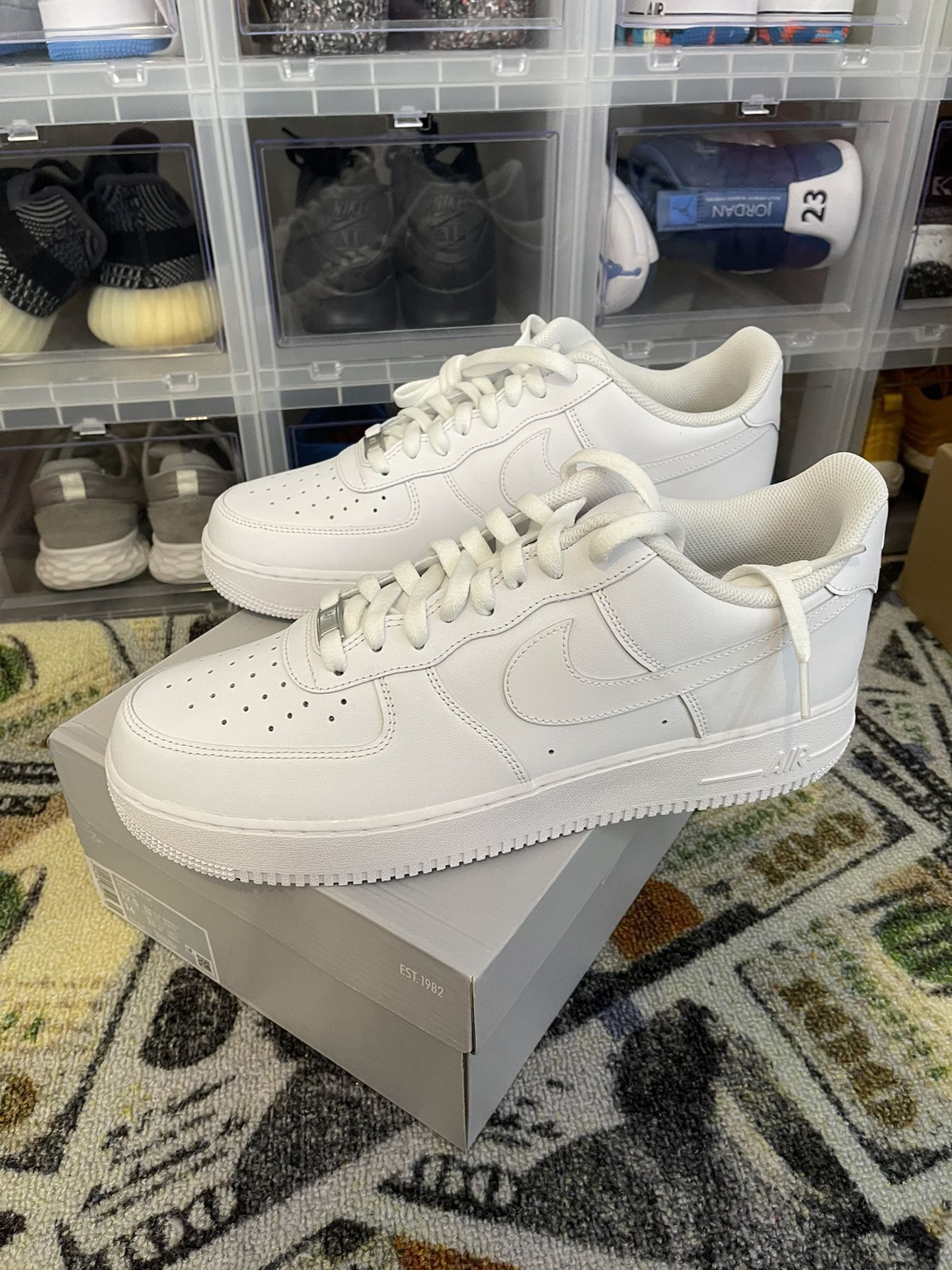 Nike Air Force 1 Men Size 9 for Sale in Newark, NJ - OfferUp