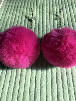 Pink Pom Pom Earrings 