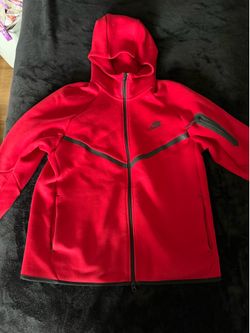 Red Nike tech fleece