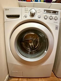 LG Washer & Dryer Set