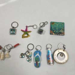 🌴 (10) Beach & Vacation Souvenir Keychains Lot – Atlantis, Florida, Coastal Themes And One Magnet