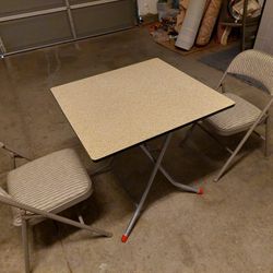 Folding Dinner Table