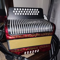 Hohner corona II en fa