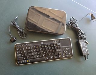 Logitech Revue